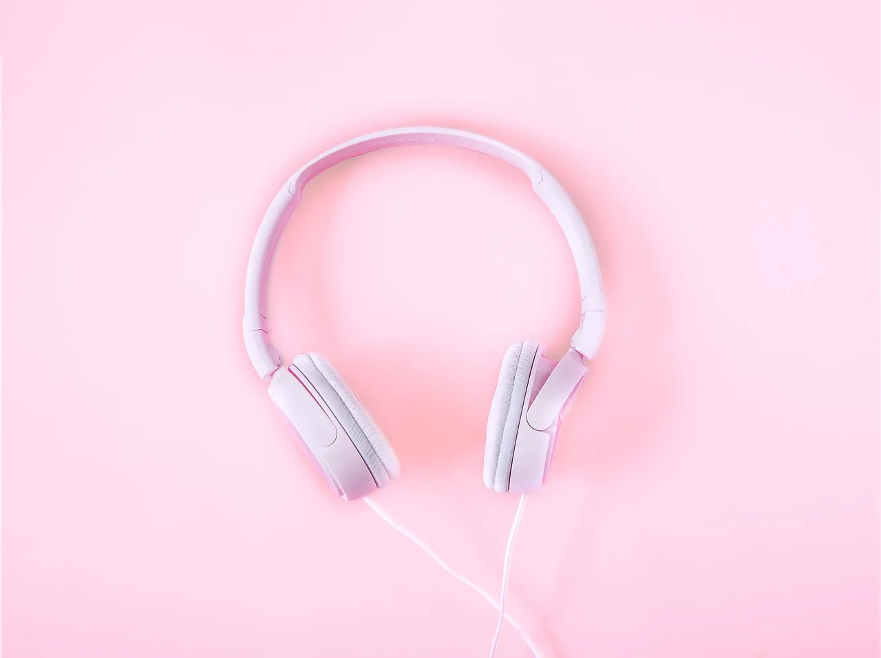 Small Tech Gifts Under $15 That Don't Feel Like Filler