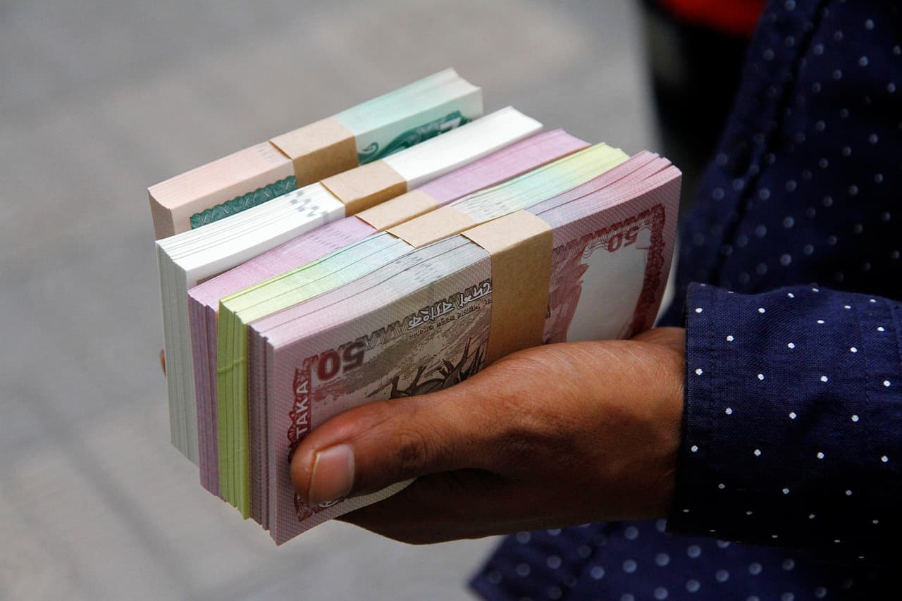Cash on Delivery Bangladesh: Is It Really Safer?